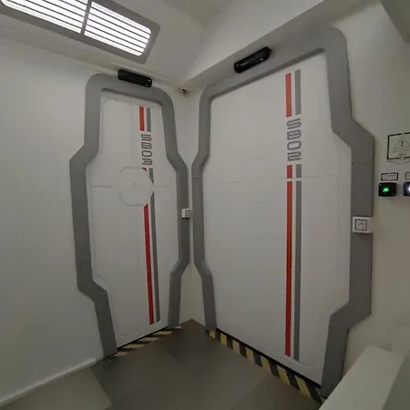 Apartment Space Lodge, Vaisseau Spatial - Jeu Type Escape Game Lisieux