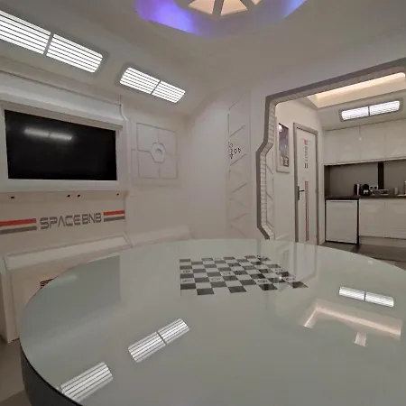 Space Lodge, Vaisseau Spatial - Jeu Type Escape Game Lejlighed Lisieux