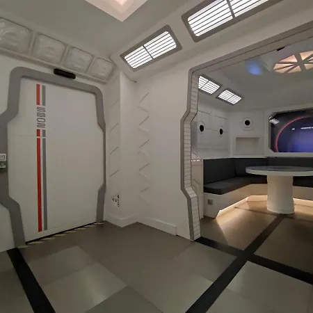 Space Lodge, Vaisseau Spatial - Jeu Type Escape Game *