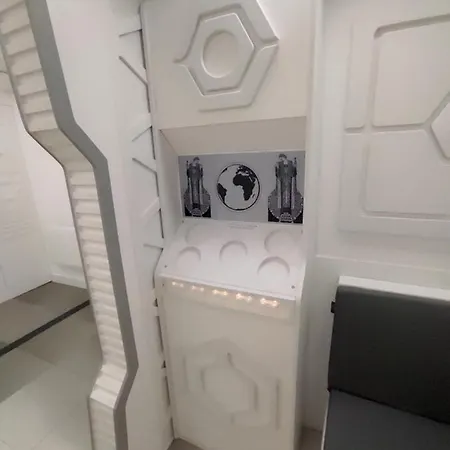 Space Lodge, Vaisseau Spatial - Jeu Type Escape Game * Lisieux