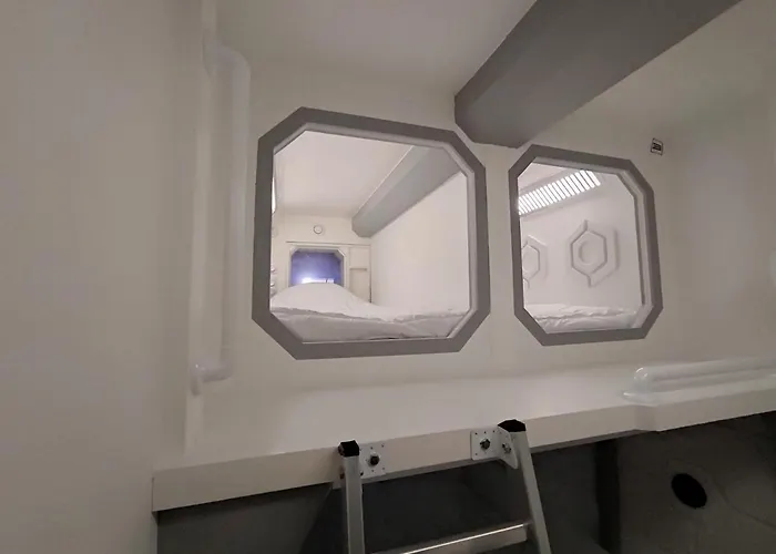 Space Lodge, Vaisseau Spatial - Jeu Type Escape Game *