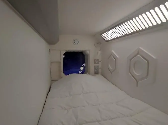 Space Lodge, Vaisseau Spatial - Jeu Type Escape Game Lejlighed Lisieux