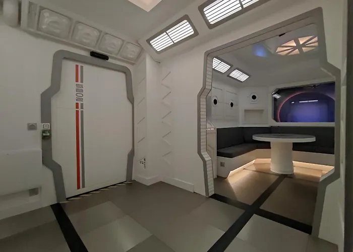 Space Lodge, Vaisseau Spatial - Jeu Type Escape Game *